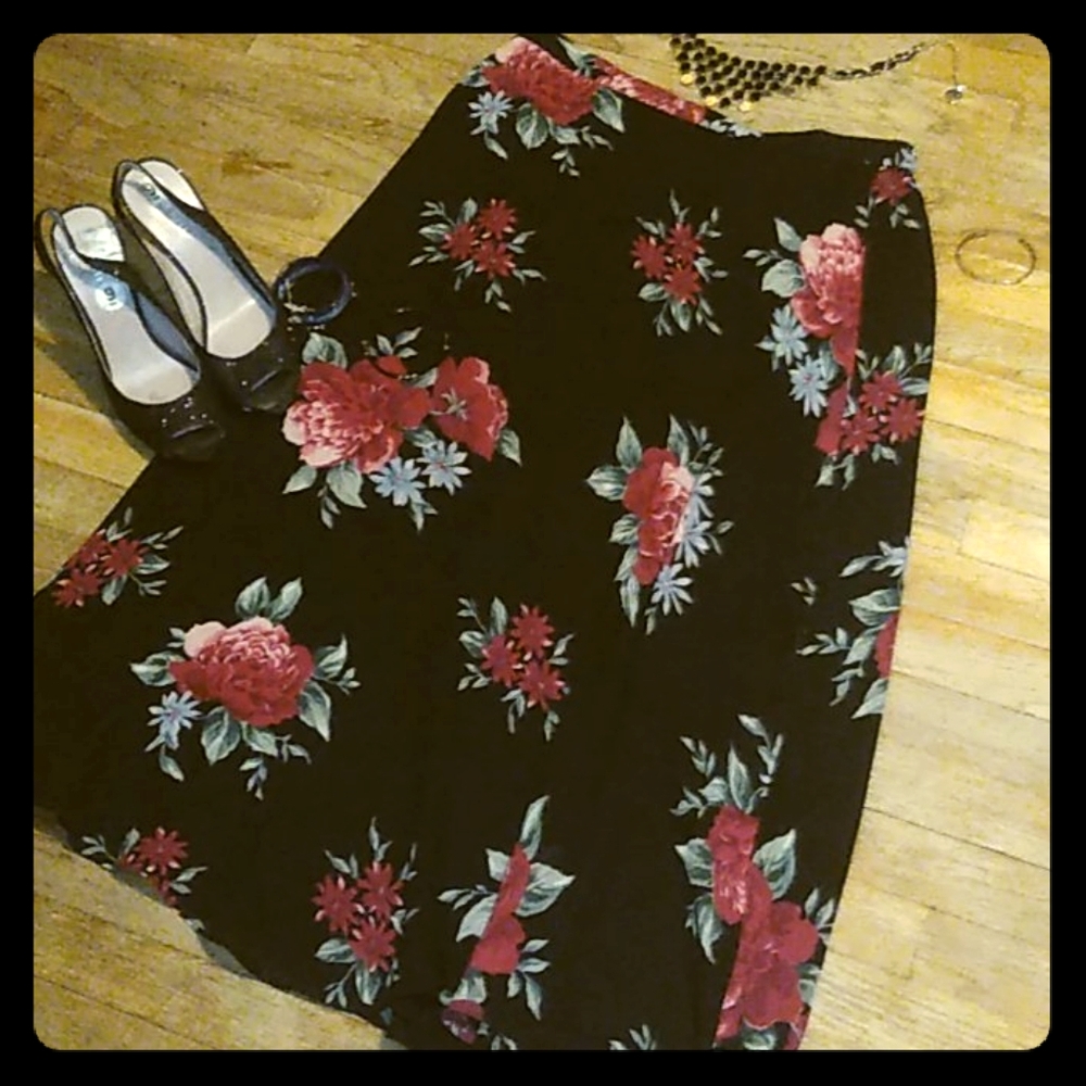 Size 16 Black chiffon double layer long skirt
